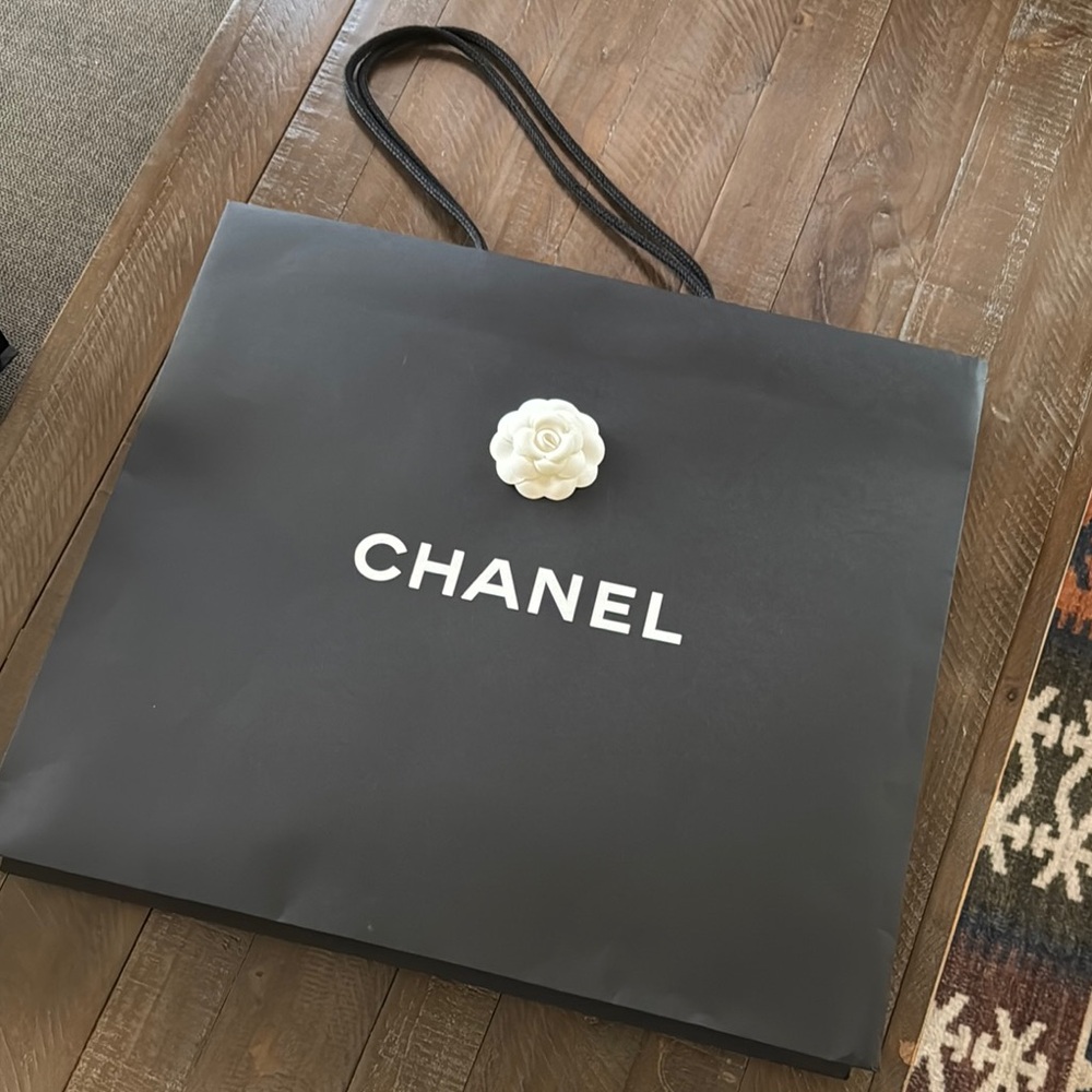 Large CHANEL Black Box with White Camellia Accent - Picture 13 of 15